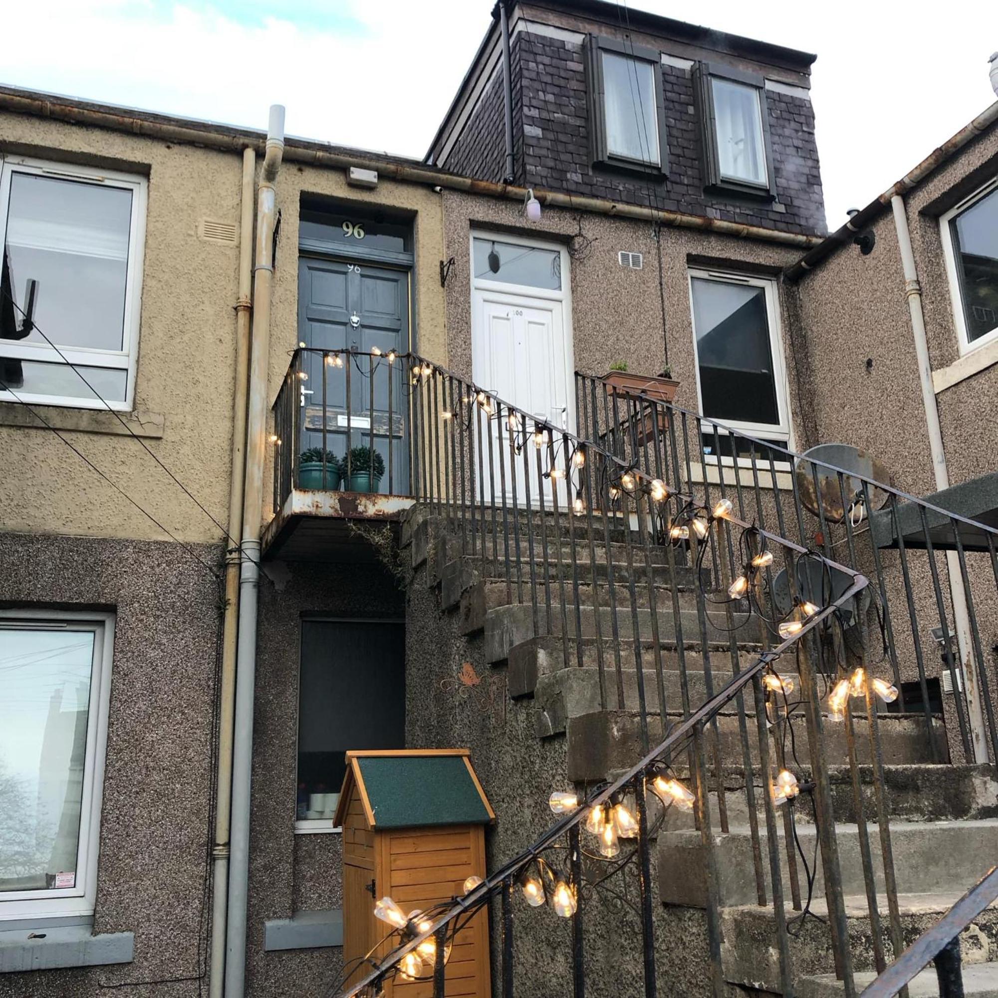 Homely Cosy Near The & Fully Equipped * Methil