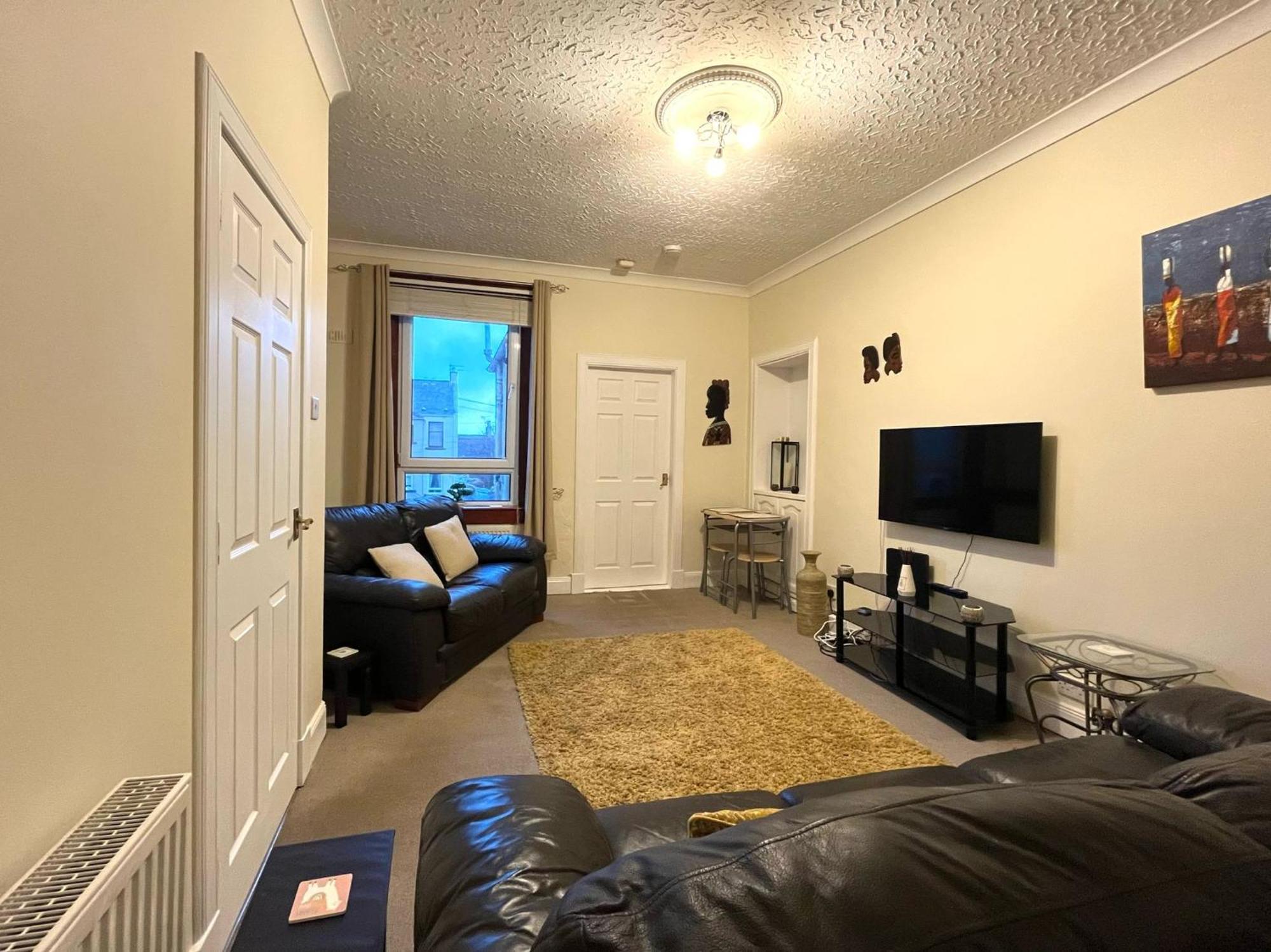 Homely Cosy Near The & Fully Equipped *