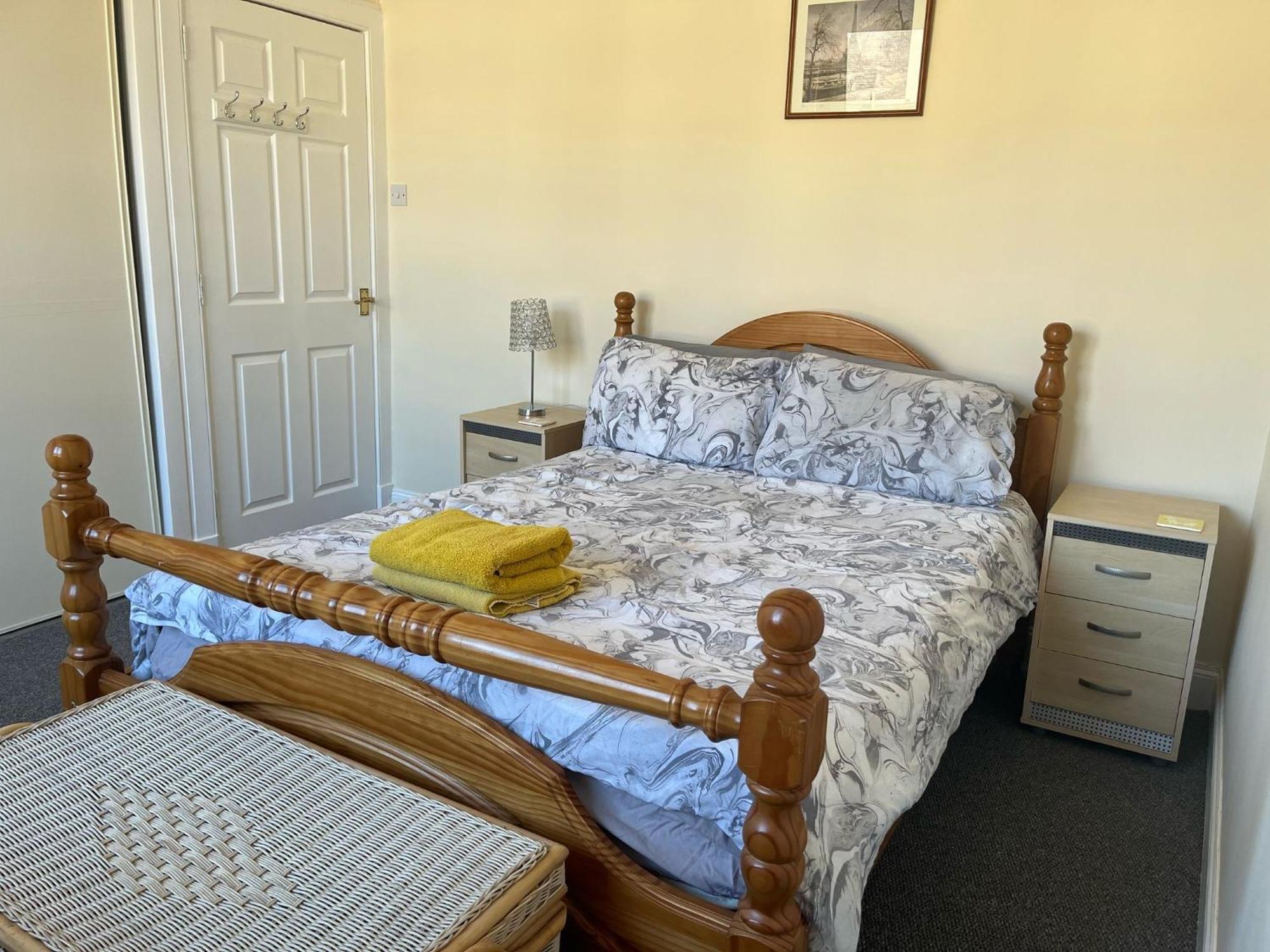 Homely Cosy Near The & Fully Equipped Apartment *